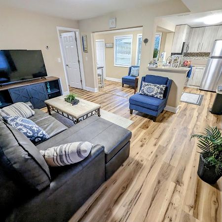Charming & Cozy Lagoon Retreat - Steps From River - Parking Titusville Exterior foto